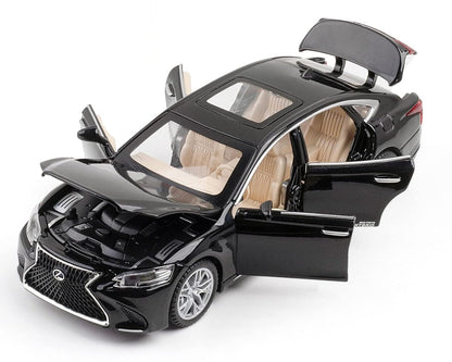 Lexus Ls500h 1:24 Diecast Scale Model Car
