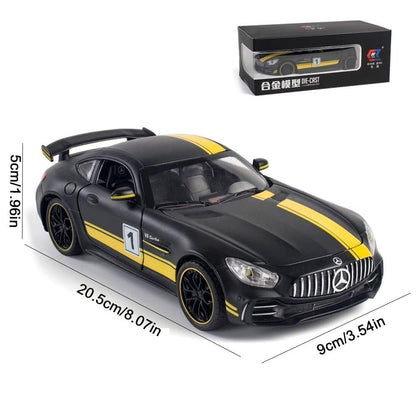 MERECDES-BENZ AMG GTR 1:24 Diecast Scale Model