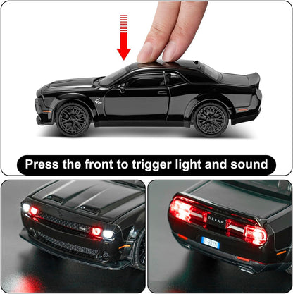 Dodge Challenger SRT Hellcat 1:24 diecast scale model car